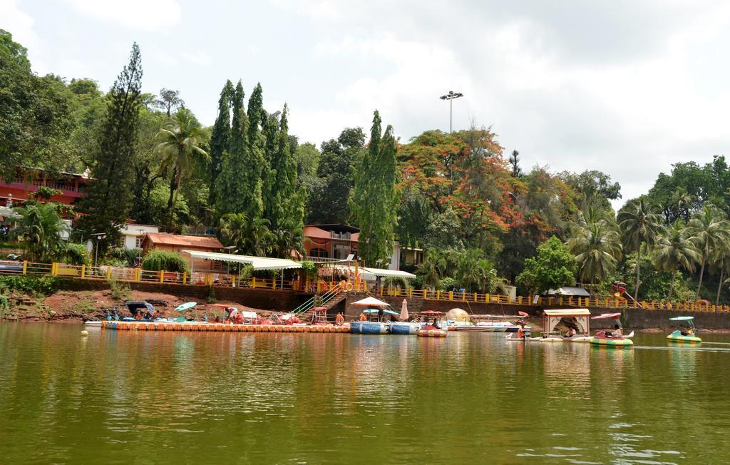 فندق Goaفي  Mayem Lakeview المظهر الخارجي الصورة
