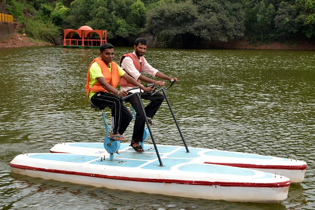 فندق Goaفي  Mayem Lakeview المظهر الخارجي الصورة