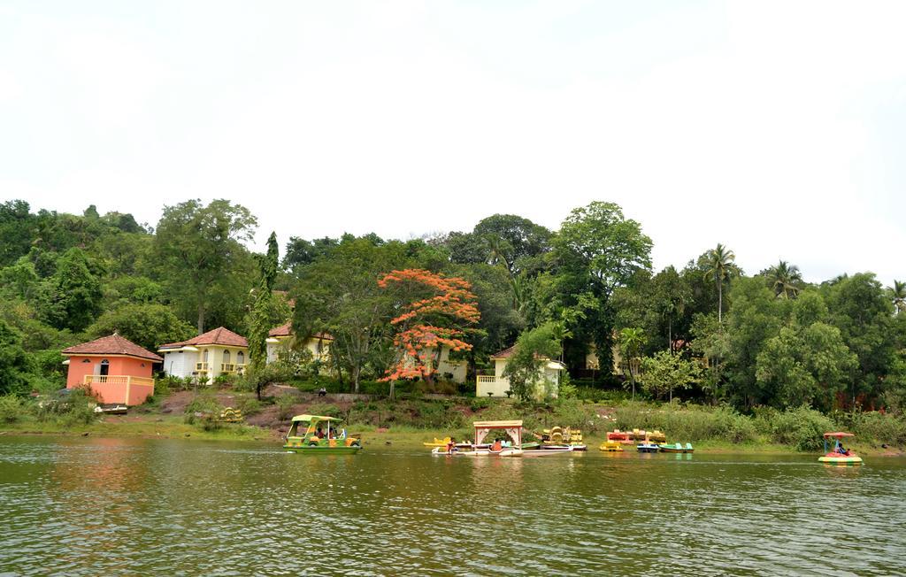 فندق Goaفي  Mayem Lakeview المظهر الخارجي الصورة