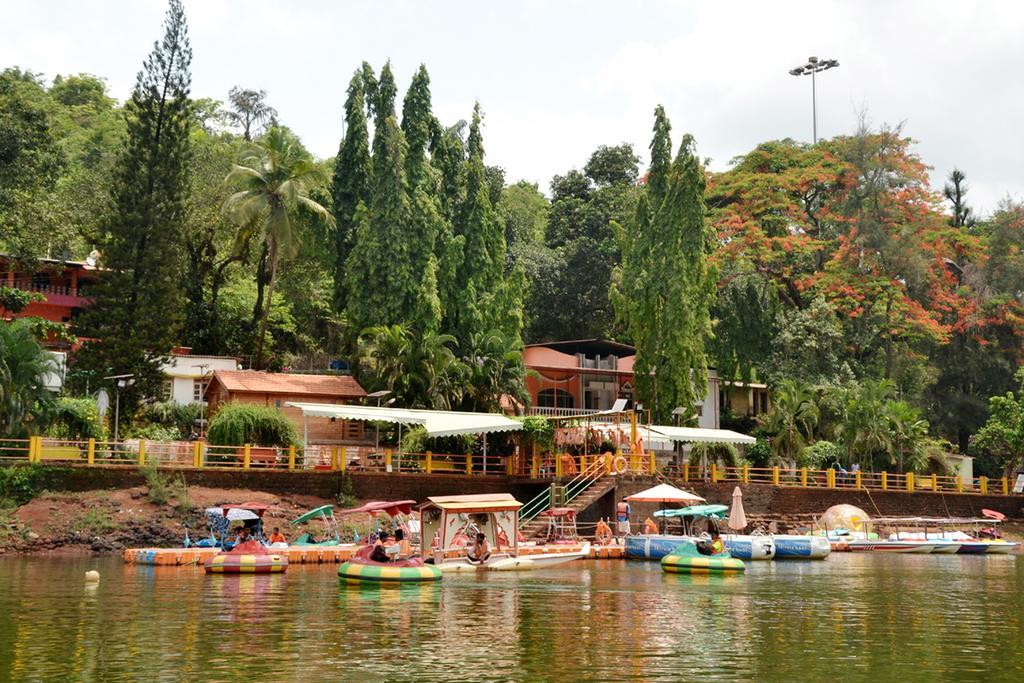 فندق Goaفي  Mayem Lakeview المظهر الخارجي الصورة