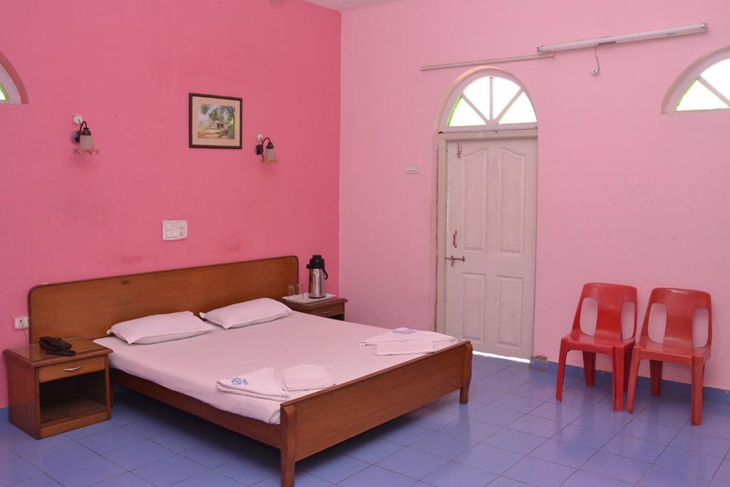 فندق Goaفي  Mayem Lakeview المظهر الخارجي الصورة