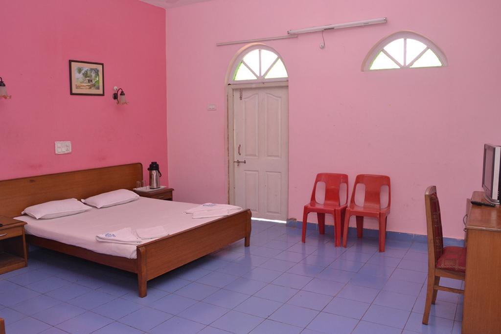 فندق Goaفي  Mayem Lakeview المظهر الخارجي الصورة