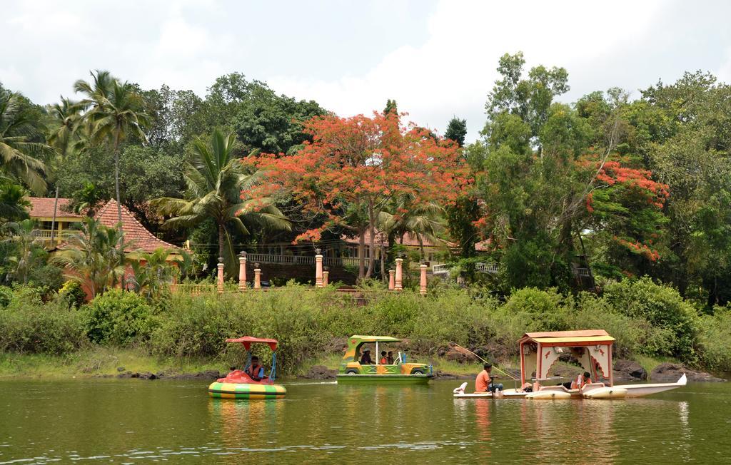 فندق Goaفي  Mayem Lakeview المظهر الخارجي الصورة