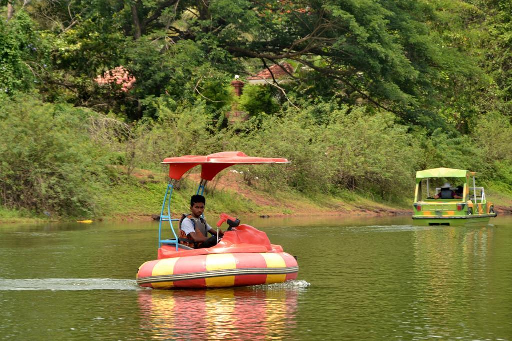 فندق Goaفي  Mayem Lakeview المظهر الخارجي الصورة
